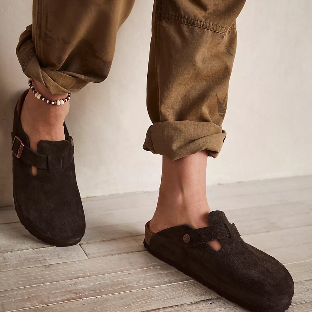 BIRKENSTOCK BETULA BOSTON BROWN SUEDE CLOGS 38